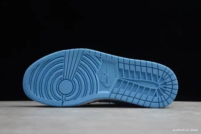 Air Low 1 UNC Jordan (W) AO9944-441 0510